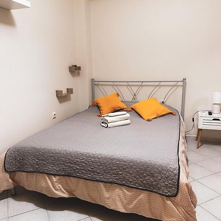 Efrosini Downtown Apartment Chalkís Cameră foto